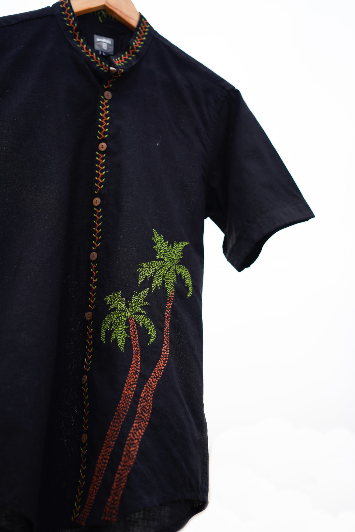 BRODÉE BLACK TROPICAL SHIRT