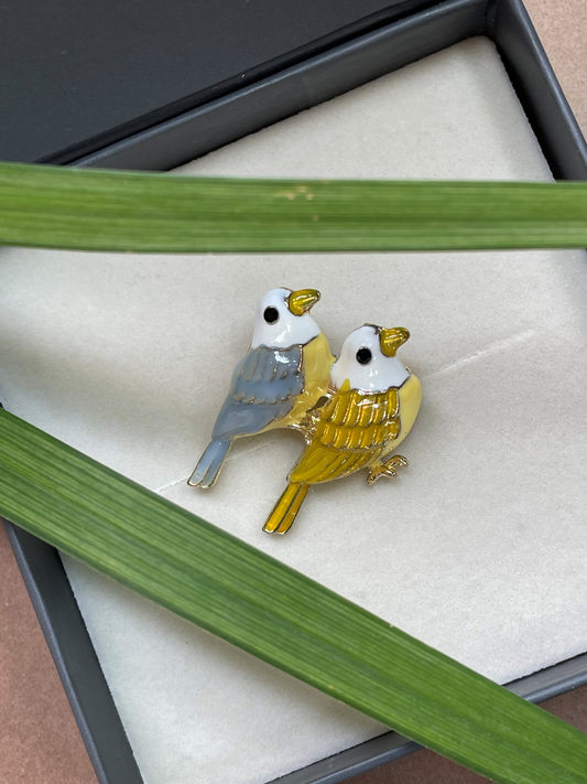 PAIR OF BIRDS BROOCH